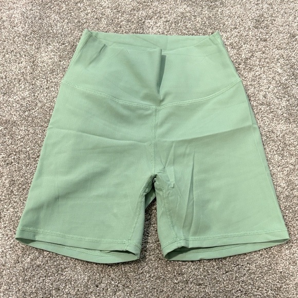 Wilo The Label Pants - Wilo Mint Green Biker Shorts